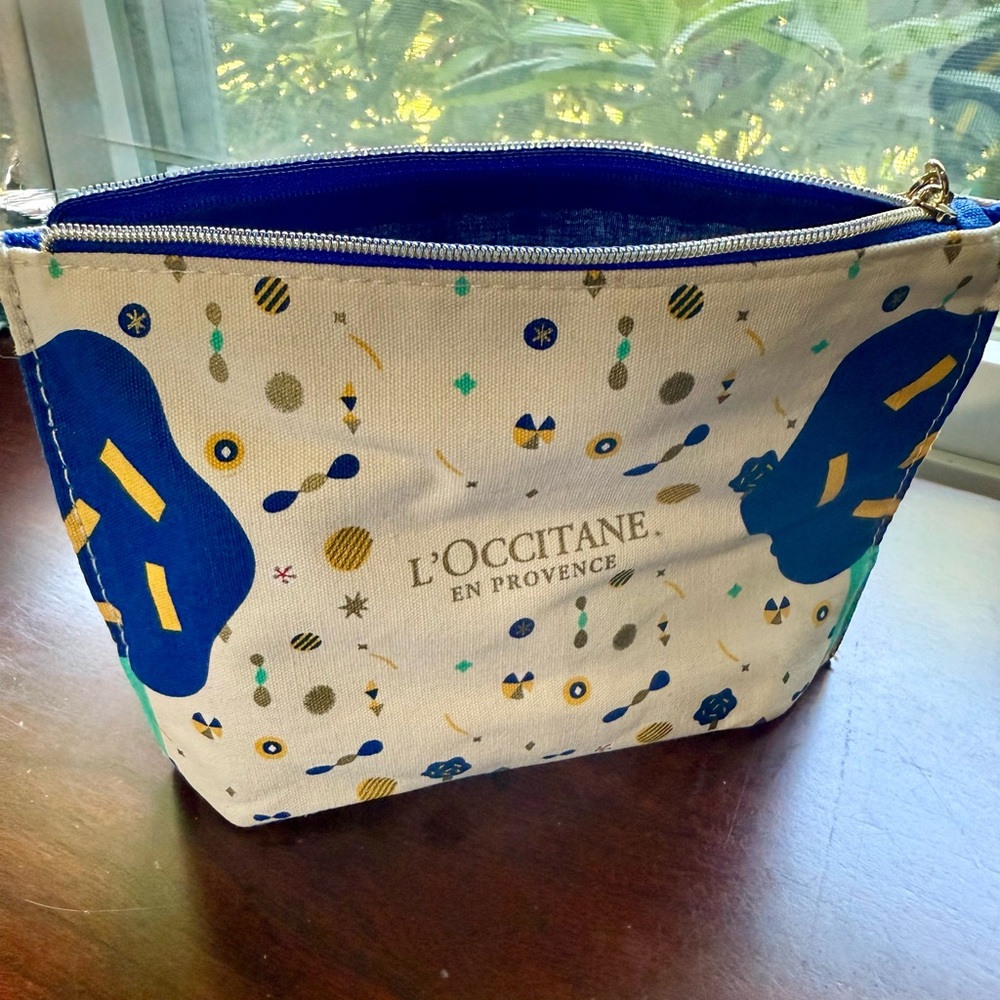 L'OCCITANE Blue and Cream Pouch